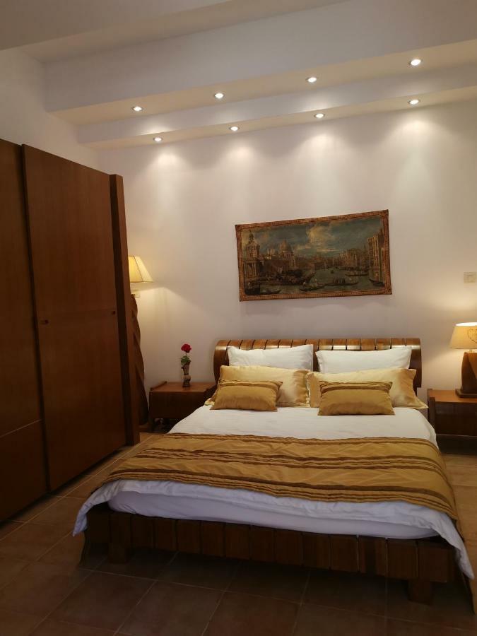 Villa V&D Milna  Bagian luar foto